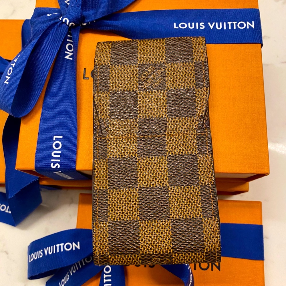 Authentic Louis Vuitton lipstick case Damier Ebene